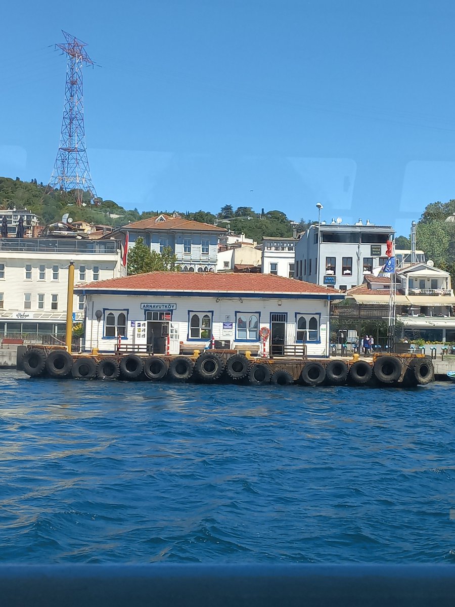 lunarscp's tweet photo. Captured from Bosphorus ferry...

#personalmuseum https://t.co/QIP2qqDAcT