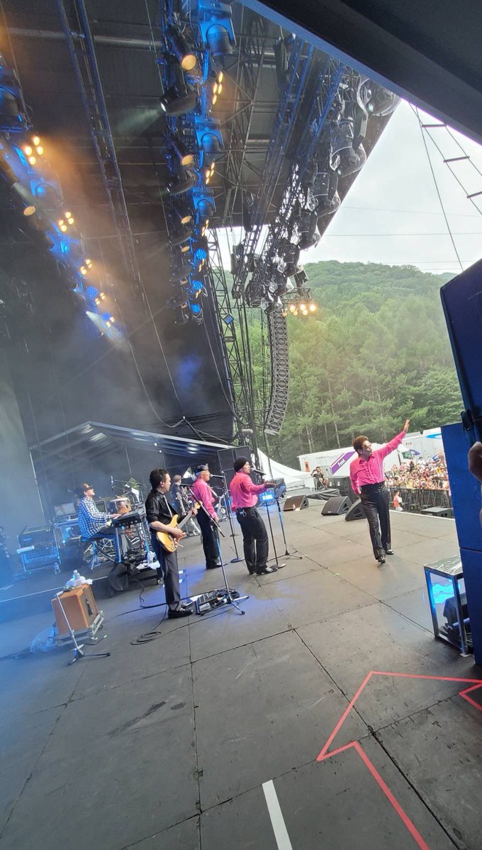 入場規制 粋なカバー連発 違う フジロックでの鈴木雅之さんのステージが最高すぎた件 4ページ目 Togetter