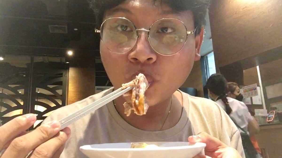 wew5599's tweet photo. ** Willvy Review EP.33  **
* Bar B Q Plaza Buffet #อิ่มไม่อั้นมหาชน  โครตคุ้ม บอกเลยย  *

ดูคลิปได้ที่ link นี้เลยจ้า

https://t.co/EciXkVXX2c

#บาร์บีคิวพลาซ่า 
#อิ่มไม่อั้นมหาชน 
#barbqplaza  
#GonGang 
#GonGangClub
#willvyreview https://t.co/J5O2zvrUS7