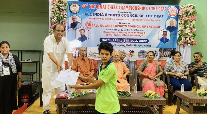 deaf_sports_guj's tweet photo. 23rd National Chess Championship of the Deaf at Nadiad from 27 to 31 July, 2022.
Organised by AISCD
Hosted by AGSCD
Junior Boys:
🥇- Bharat R Hedge (Karnataka)
🥈- Kishan (Karnataka)
🥉- Albin Jolly (Kerala)
#deafsports #deaflympics #SAI #SAG #aiscd #agscd_sports #deaf https://t.co/3PTydM7LOc