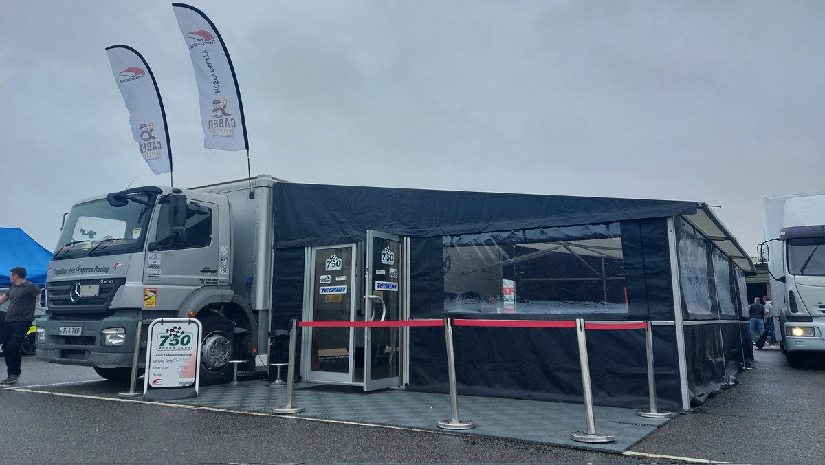 #GoodMorningFromTheAwning

Decidedly moist at Snetterton today however our amazing <a href="/AwningCoUK/">The Awning Company</a> #Hospitality is warm, dry and brimmed with <a href="/Cabercoffee/">Caber Coffee Ltd</a> ☕️
