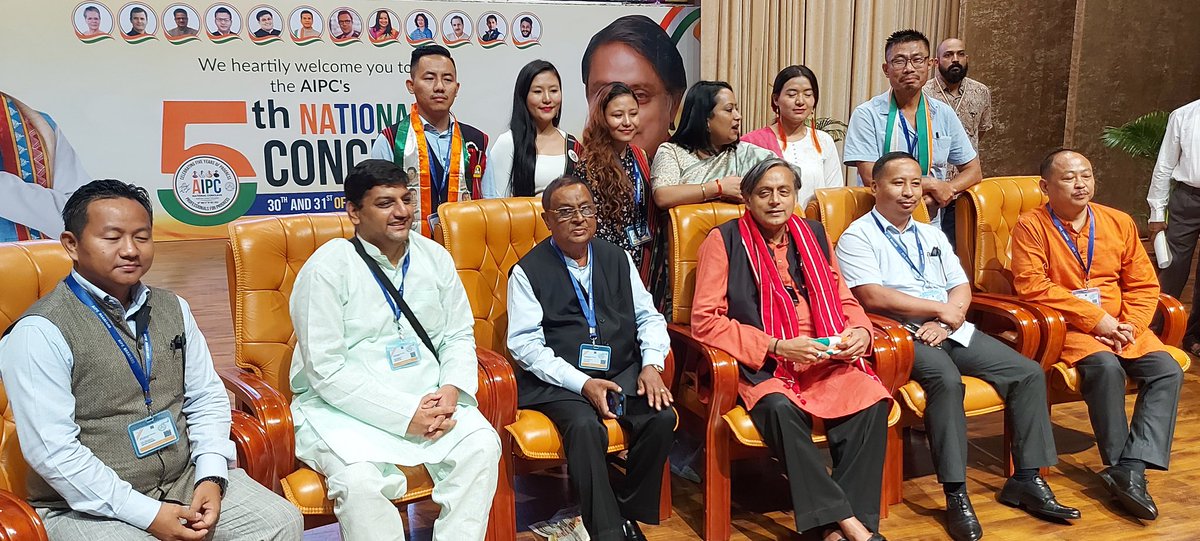 Delighted and excited to have a photo with @ProfCong Chairman Shri @ShashiTharoor at the 5th #NationalConclave at #Raipur. Thanks to our State AIPC Chairman @pretztherie for giving us this opportunity.