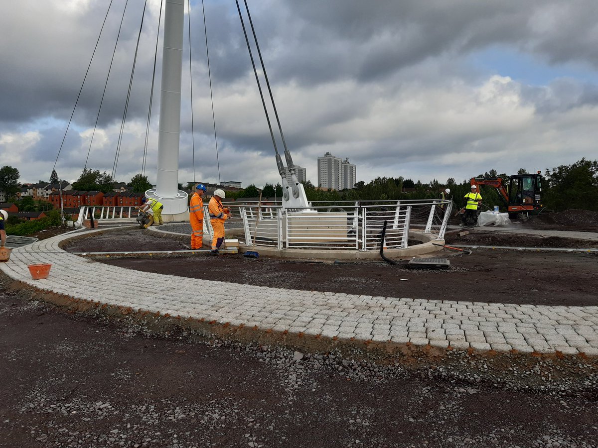 george_mcburnie's tweet image. #stockingfieldjunction Final push to complete well underway. Paths, hard &amp;amp; soft landscaping. Real sense of achievement. @scottishcanals @SustransScot