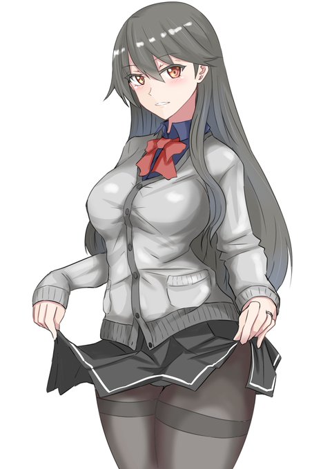 #見た人もなにか無言でパンチラをあげる 