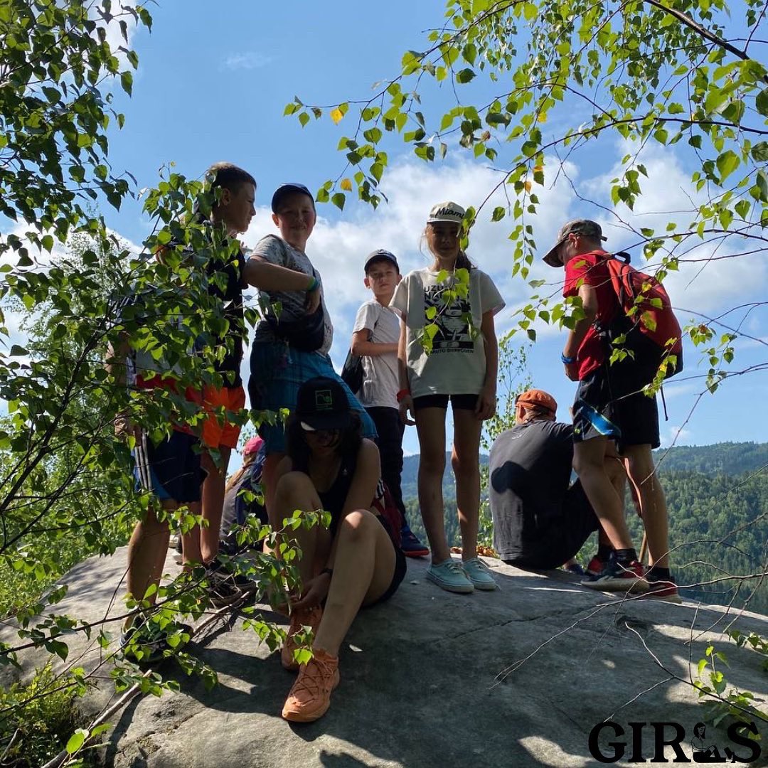 godivchata tweet media