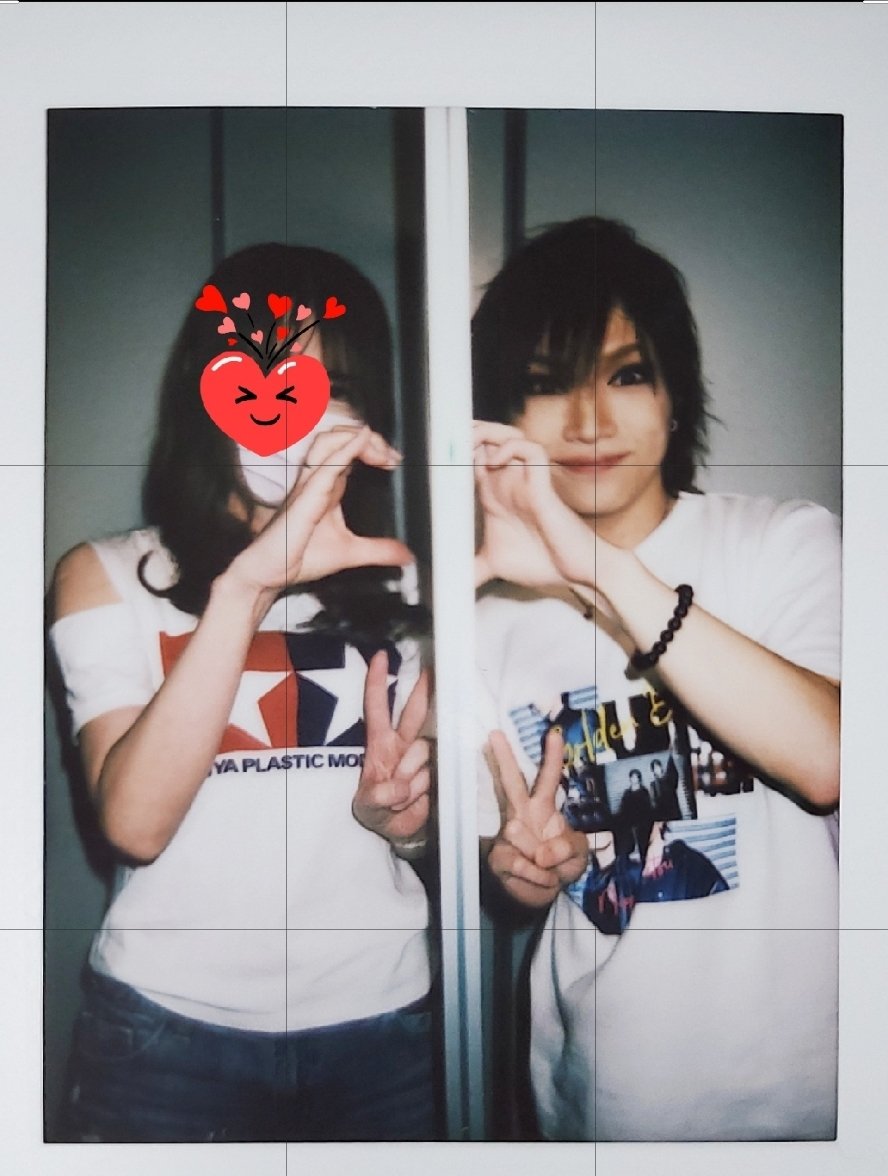 acokirichunta's tweet photo. ツアー発表からエントリーして
ドキドキして過ごしたあの日から
今日まで本当に感謝しかないです😭

キリちゃんと見つめあったあの日
人生で1番位にテンション爆上がりしてずっと見る専だった私Twitterデビューして沢山の方と繋がれて最高の夏になりました😭
大好きだぁゴールデンボンバー❤️
#金爆 https://t.co/zXGpJj9T6v