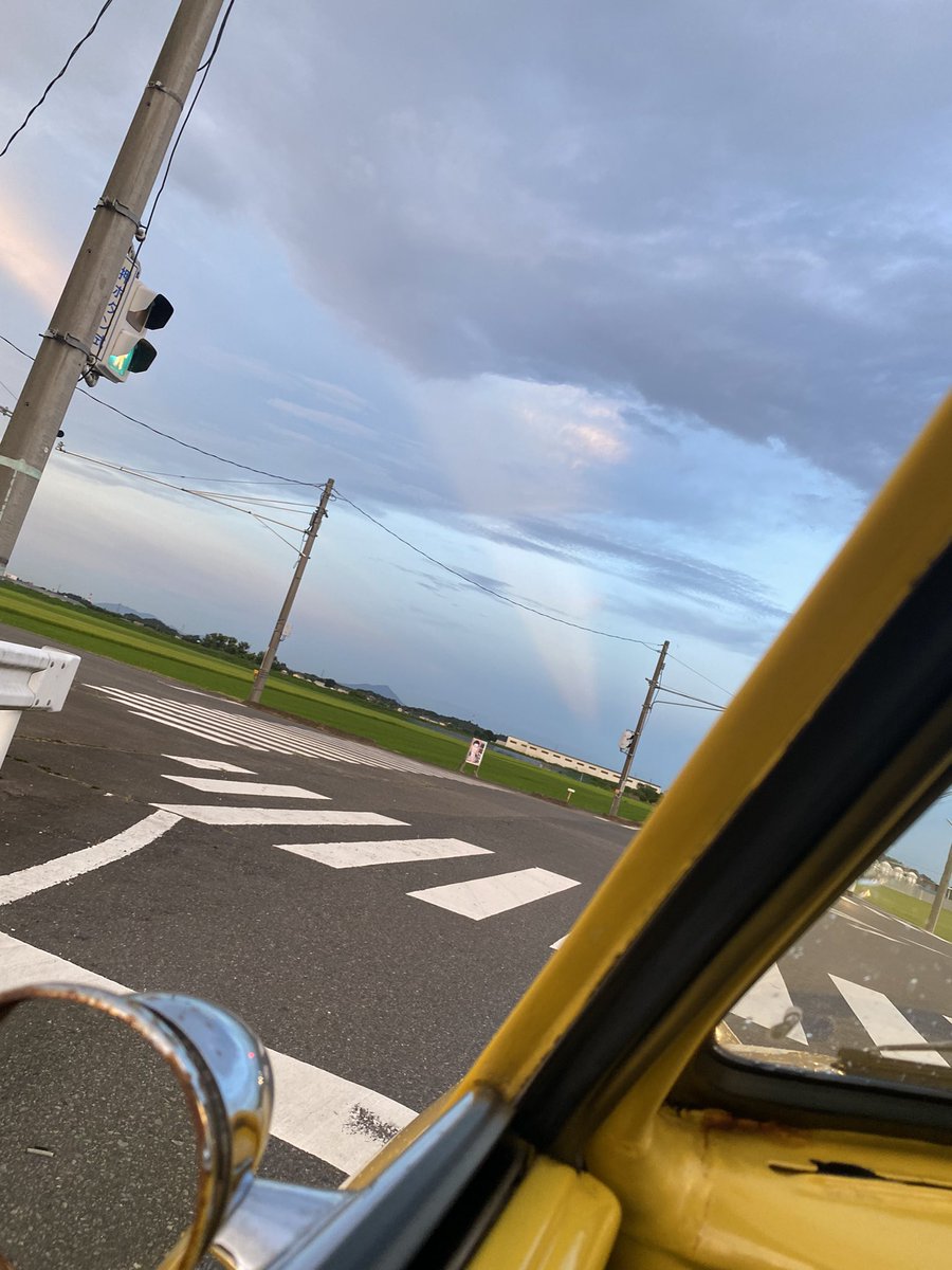 mp412cp124v's tweet photo. 謎の直線 https://t.co/2F72ZVjxCi