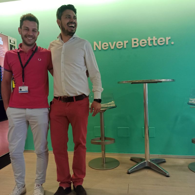 #Remoteworking sometimes prevents us from being together often. But then we meet and it's really worth it. Like for our colleagues Luca Scattolin and Giuseppe Mazza who shared #smiles and #visionary ideas.Making it possible. Find more about TXT ➡️
txtgroup.com/company-values…