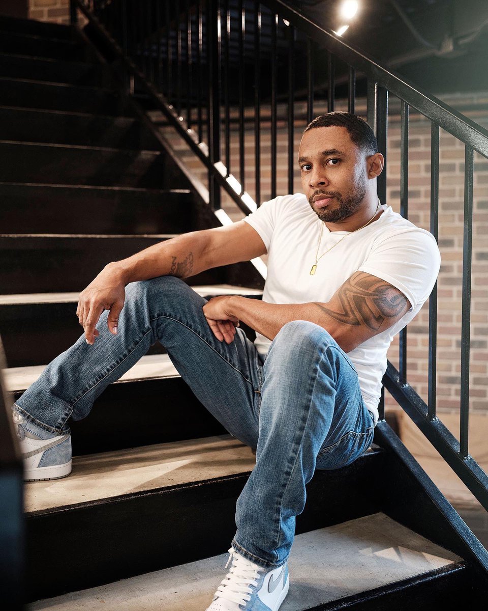 iamJAYGOLDZ [.com] tweet media