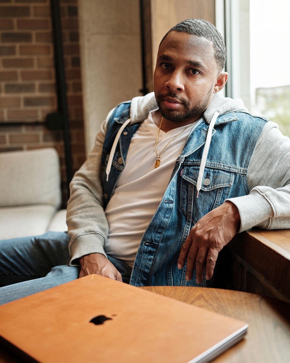 iamJAYGOLDZ [.com] tweet media