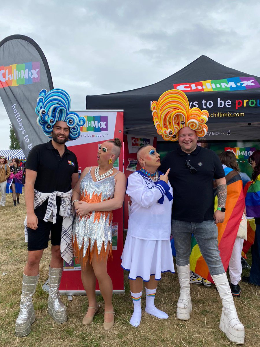 There’s some new Drag queens in town 👀 #chillimixholidays #holidaystobeproudof #gay #drag #lgbtq #pride #northernpride