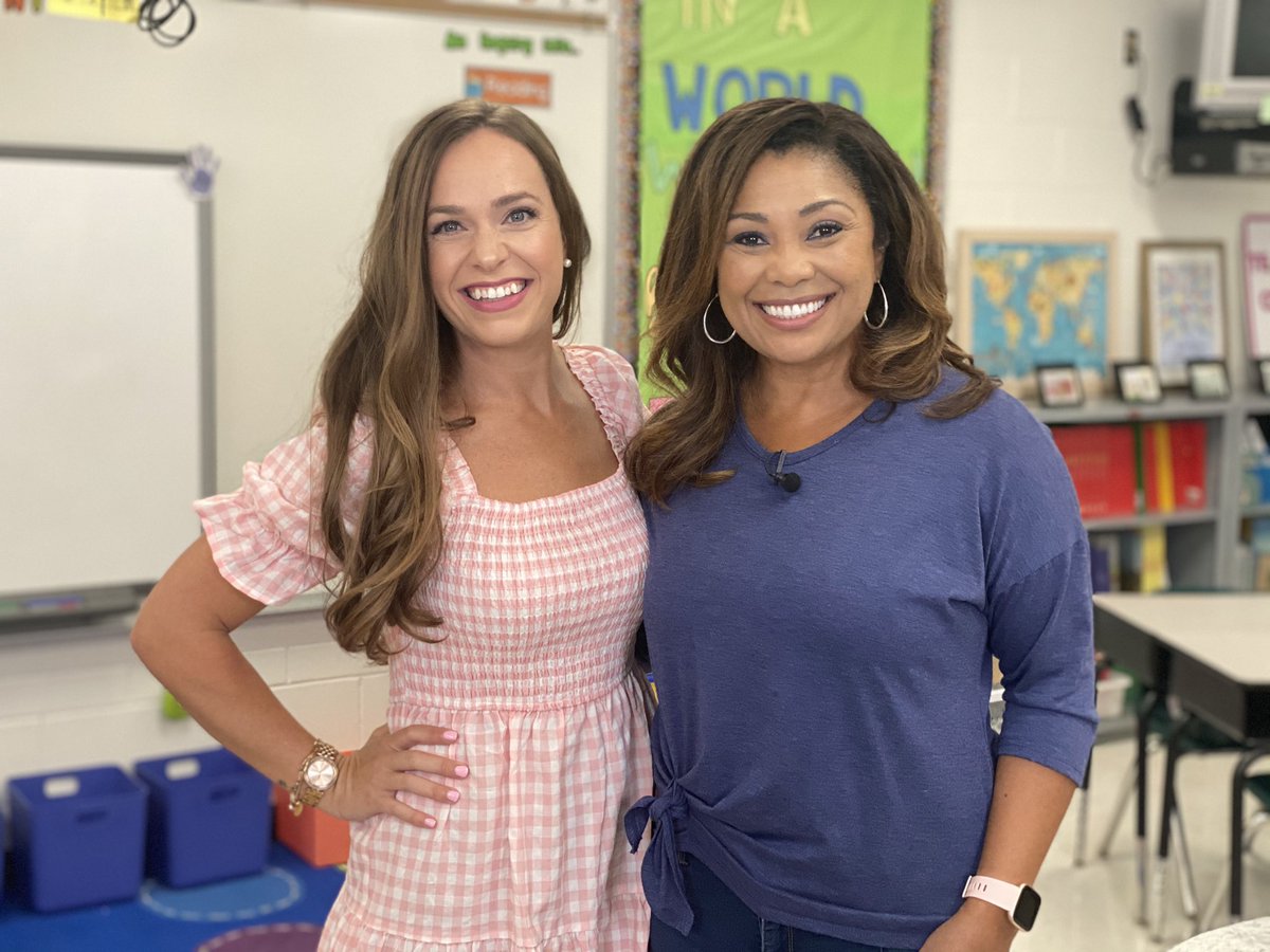 HillsboroughSch's tweet photo. Waking up early with @abcactionnews for their live #backtoschool special! @MacfarlanePkIB is shining bright all morning long ☀️ 
@KatieLStallings @deiahrileywfts @seandalyWFTS https://t.co/zMdhjep4Tb