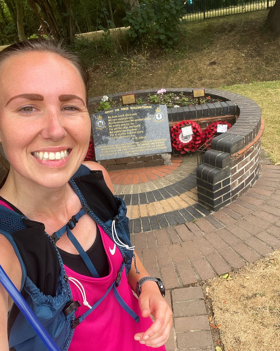 _AliceCarter_'s tweet photo. Booked the morning off work to run 17 miles as Iโm off to a certain football match at Wembley on Sunday..! ๐ด๓ ง๓ ข๓ ฅ๓ ฎ๓ ง๓ ฟ๐
Thanks @Callaghanruns for the company which made that much easier! ๐
#fridaylongrun #marathontraining https://t.co/IPrxV7fAIp