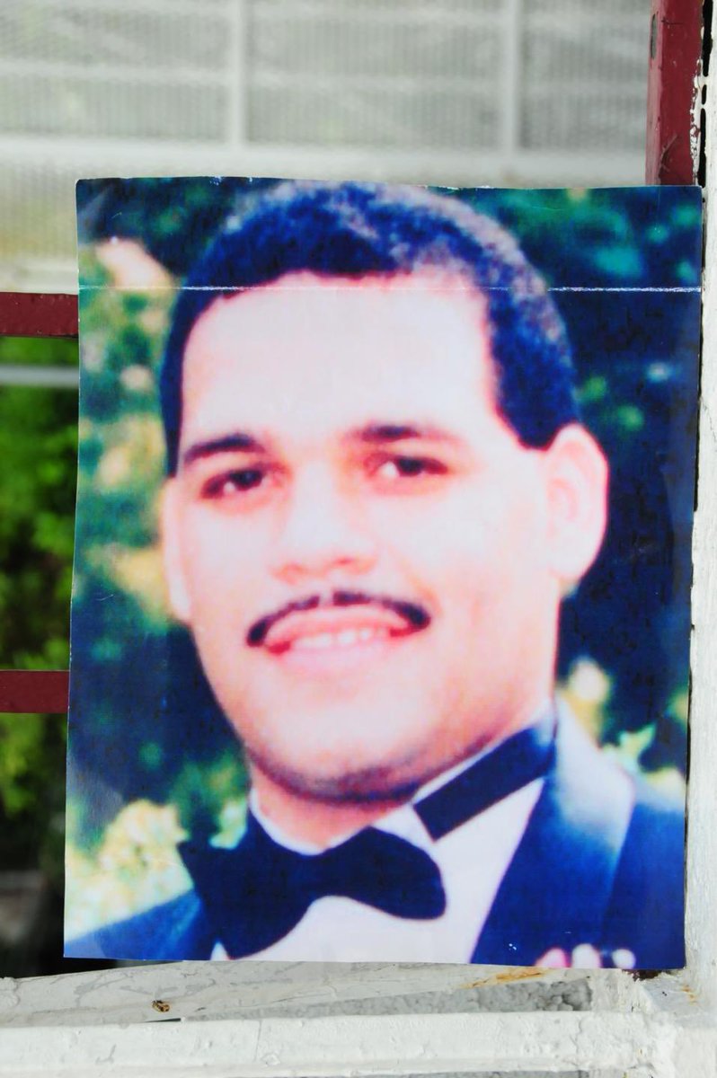 EVANGELIST_SC's tweet photo. #NYPD had NO outrage when Eric Garner // Anthony Baez was put in a choke hold and died!
📌Hypocrites
#PatLynch & the rest that condoned these Murders. 🗣BE ACCOUNTABLE WHEN YOU DO WRONG & MAYBE Folk WILL BEGIN TO RESPECT COPS BECAUSE THEY ARE RESPECTING CITIZENS OF NYC! ✊🏽 https://t.co/0qsK8Jmu9z