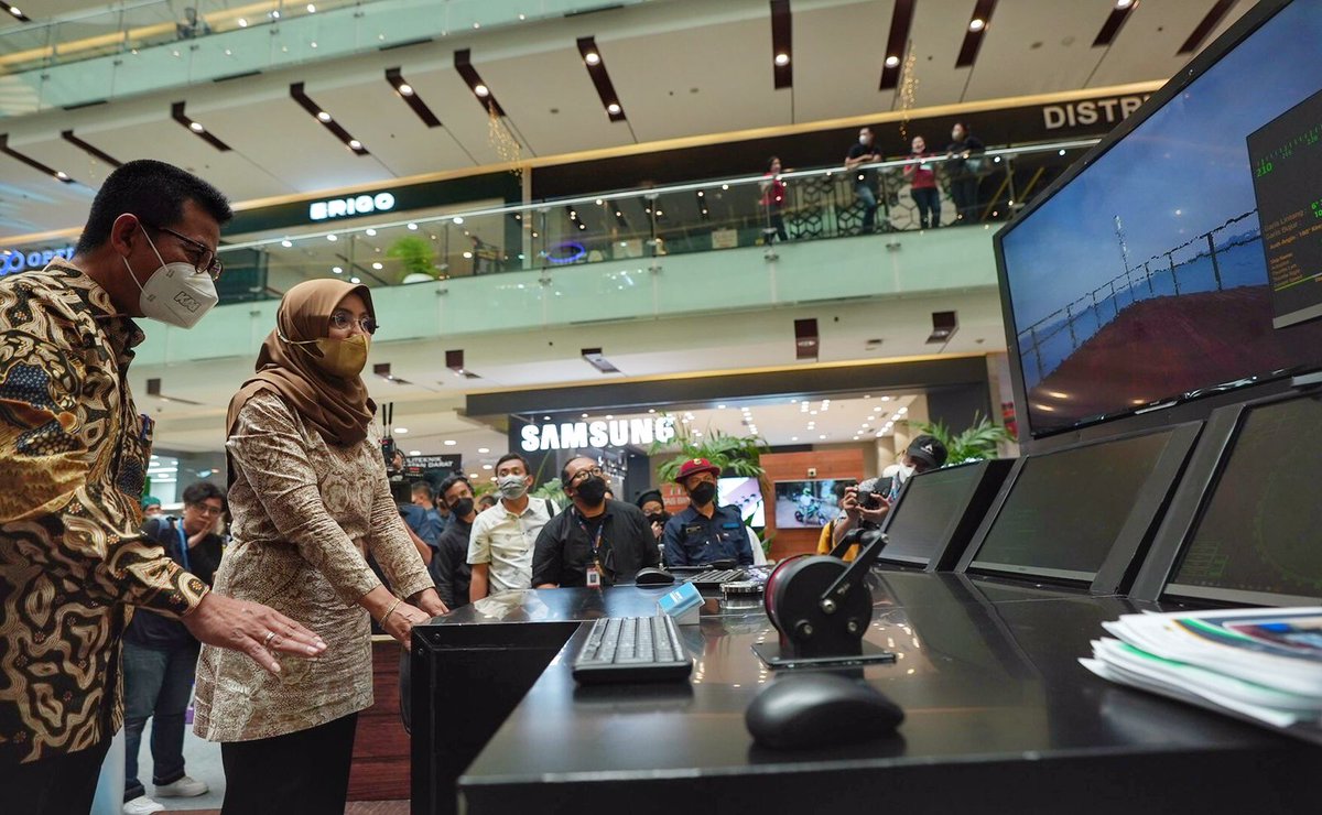 Festival Vokasisland
Harteknas 2022

Menghadirkan berbagai aktivitas menarik, mulai dari edukasi terkait pendidikan vokasi, pameran produk2 inovasi dan teknologi dari satuan pendidikan vokasi hasil program Merdeka Belajar.

#festivalmahakaryavokasi
#mahakaryavokasi
#vokasiland