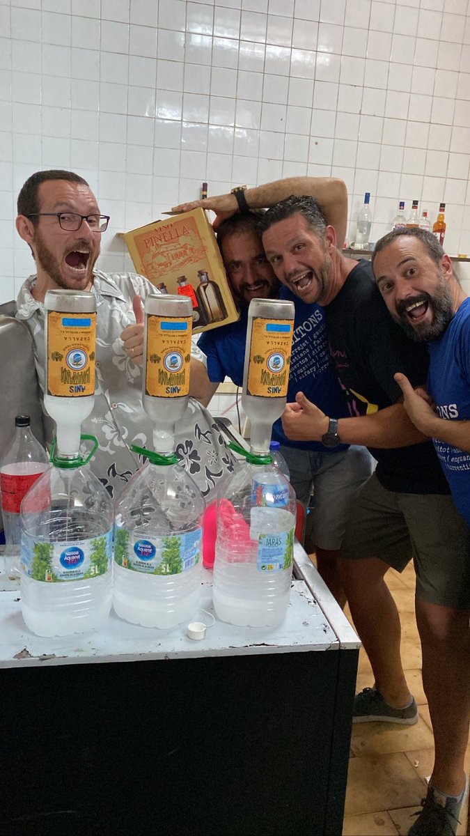 Comilitons tweet media