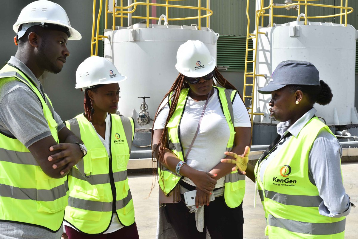 pamacc1's tweet photo. African Journalists visit Kenya's #Geothermal plant. Kenya's #energy mix currently is 
47% Geothermal♨️
30% Hydro 🌊
12% Wind🍃🌬
2% Solar import ☀️
9% Thermal Sources (#fossil fuels)
#AfricaClimateStory #acsmilan 
@EnergyMinK https://t.co/oJaiBxdUwc