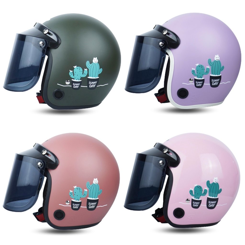 StoreTiza's tweet image. Helm Bogo Retro Dewasa SNI Wanita Motif Kaktus Aesthetic🤩
Warna &amp;amp; desainnya pada lucu banget sih 😭
Kalian harus punya nih sebelum kena surat cinta dari pak polisi
Beli disini : shope.ee/8epYGm8bJI

#helm #racunshopee #shopeeaffilite #zonajajan