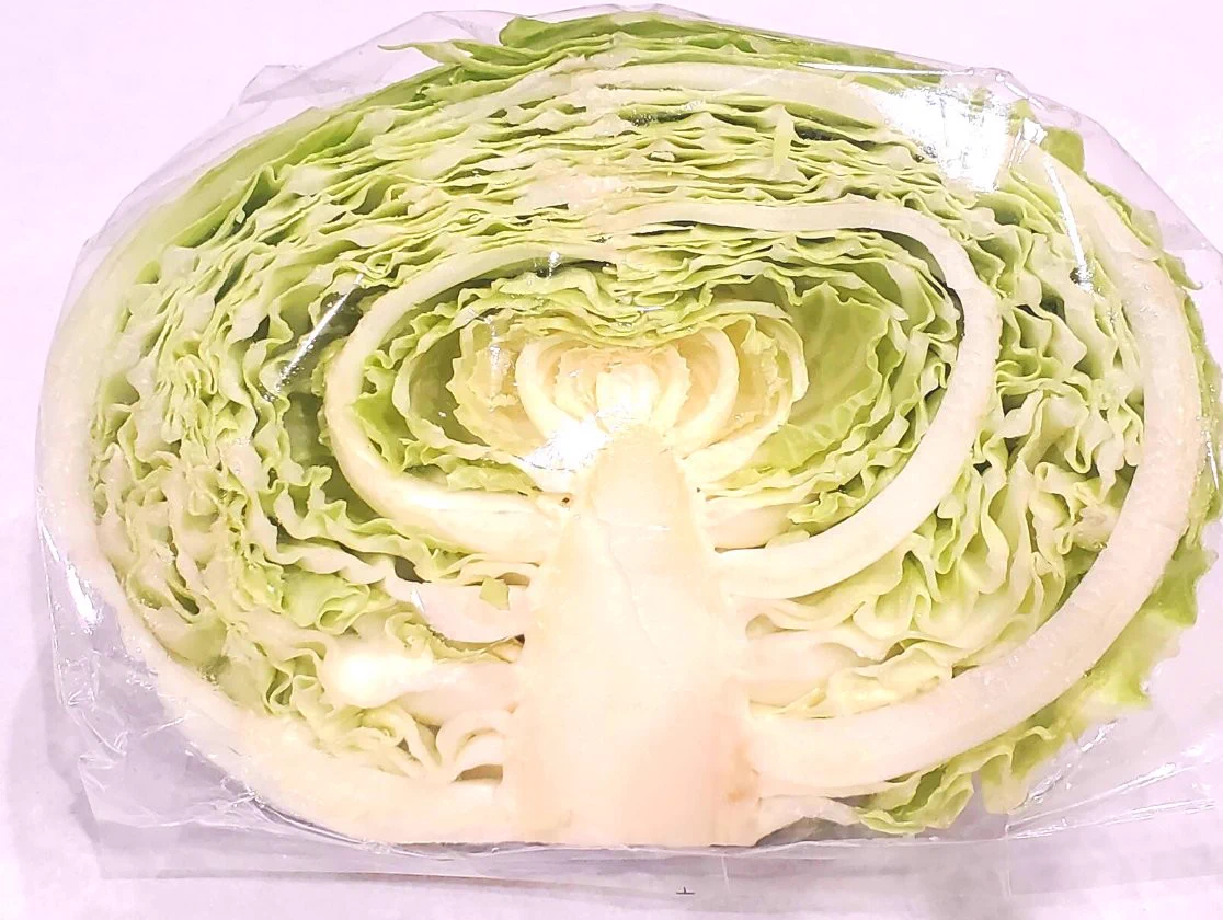 八百屋からのお願い！カットされたキャベツを買うときのポイントは『黄色』！？