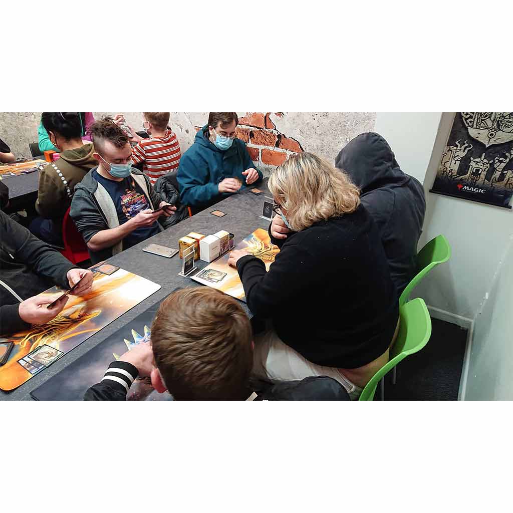 bea_dnd's tweet photo. #FridayNightMagic underway! #ModernHorizons2 for the win!
#BeaDnDGames https://t.co/d6dA7IJOUq