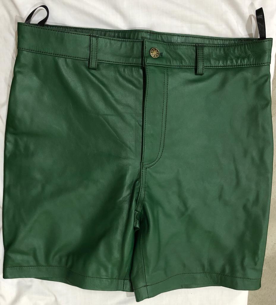 Beep..
Beep..
Here we come with a new Color which was customized for an Italian customer.

Ebay.com/str/rihas
Click the link For Customized Orders.

#deriinternational #derileather #deriproducts #deristore #green #leather #customize #ordernow