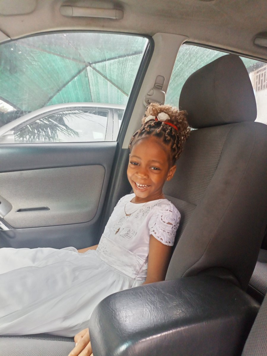 FredrickUghimi's tweet photo. My baby is set for her graduation party. Seeing you grow up so talented, beautiful, and brilliant fills me with so much purpose. I just love the fact that you are my daughter! #HazelUghimi https://t.co/2vQNcuwoIU