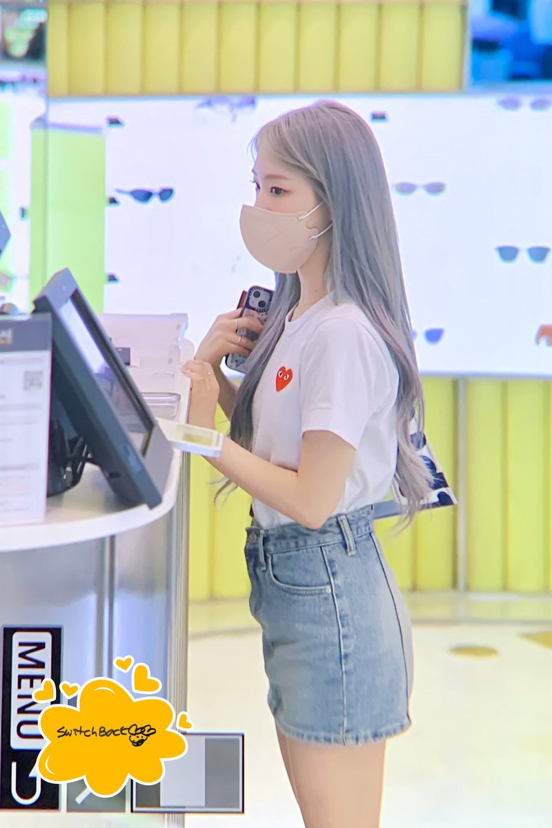 switchback_1111's tweet photo. 220729 Preview 2

#LOONA #Yeojin #이달의소녀 #여진 https://t.co/D2B3X2RTgA