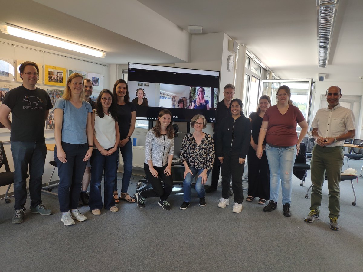 Why are there only so few women in HPC?
We have started the initiative "Jülich Women in HPC" #JuWinHPC to tackle this question and to create a local network of female colleagues and supporters at <a href="/fz_juelich/">Forschungszentrum Jülich | @fzj@social.fz-juelich</a>. Stay tuned for more news to come!
👩🏻‍💻🧑🏼‍💻👨🏽‍💻👩🏾‍💻🧑🏿‍💻 #WandelGestalten