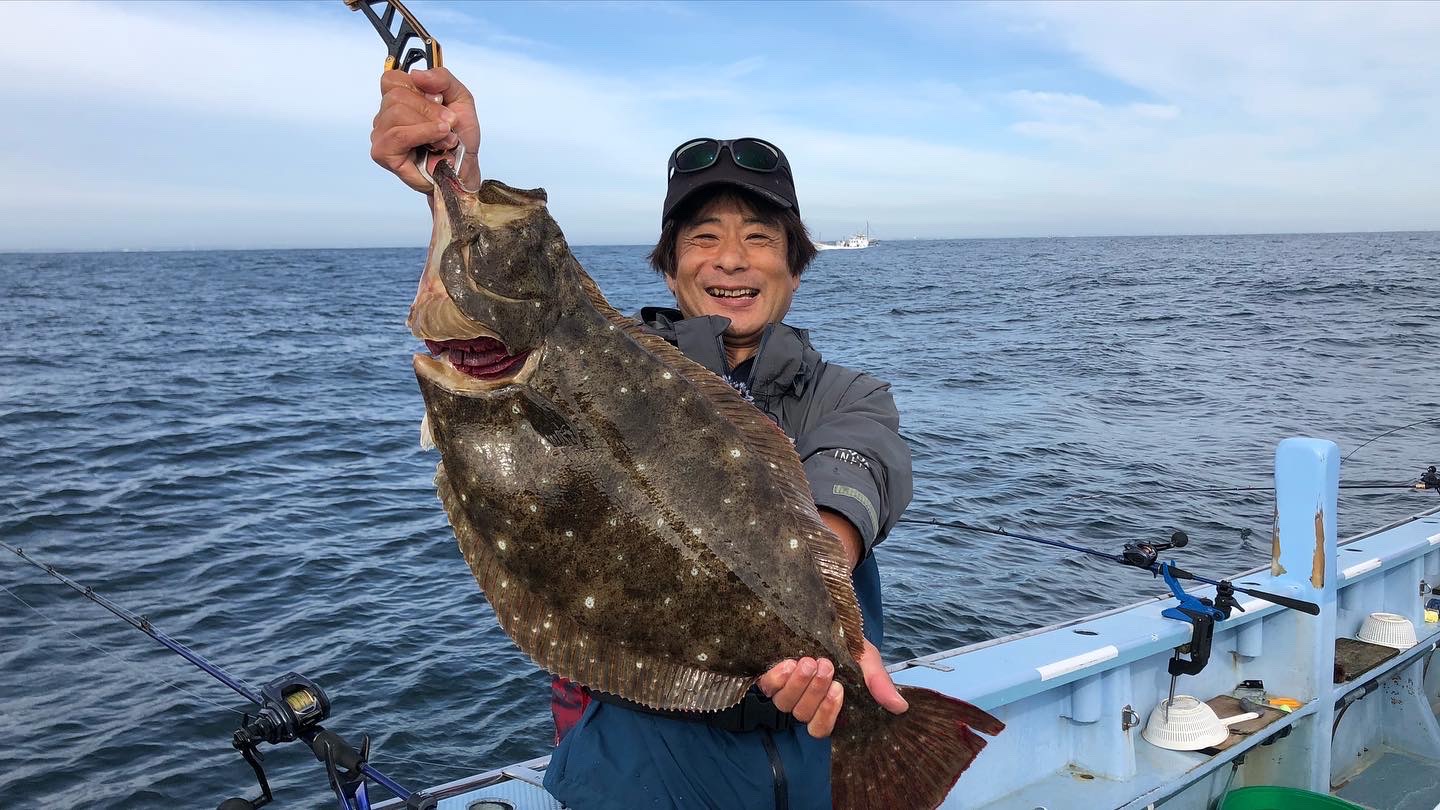 ダイワ船 船最前線 船最前線動画 銚子沖の大型ヒラメ攻略 福田豊起が最新の極鋭ライトヒラメで銚子の大型ヒラメに挑む 基本的なヒラメ釣りの知識からライトヒラメでのコツまで徹底解説 ライトタックルで挑むヒラメ 釣り ぜひお楽しみください
