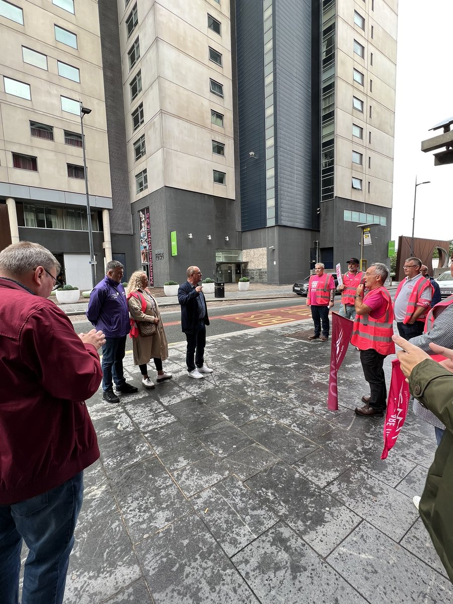 Paul Martin tweet media