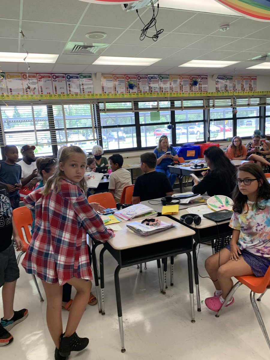 LFigueroa317's tweet photo. What a wonderful turnout at our Summer School Showcase. Sugar Mill enjoyed hosting and providing students with learning. @sugarmillpride @VCSElementary @clbaird1 https://t.co/IPD85q4HRv