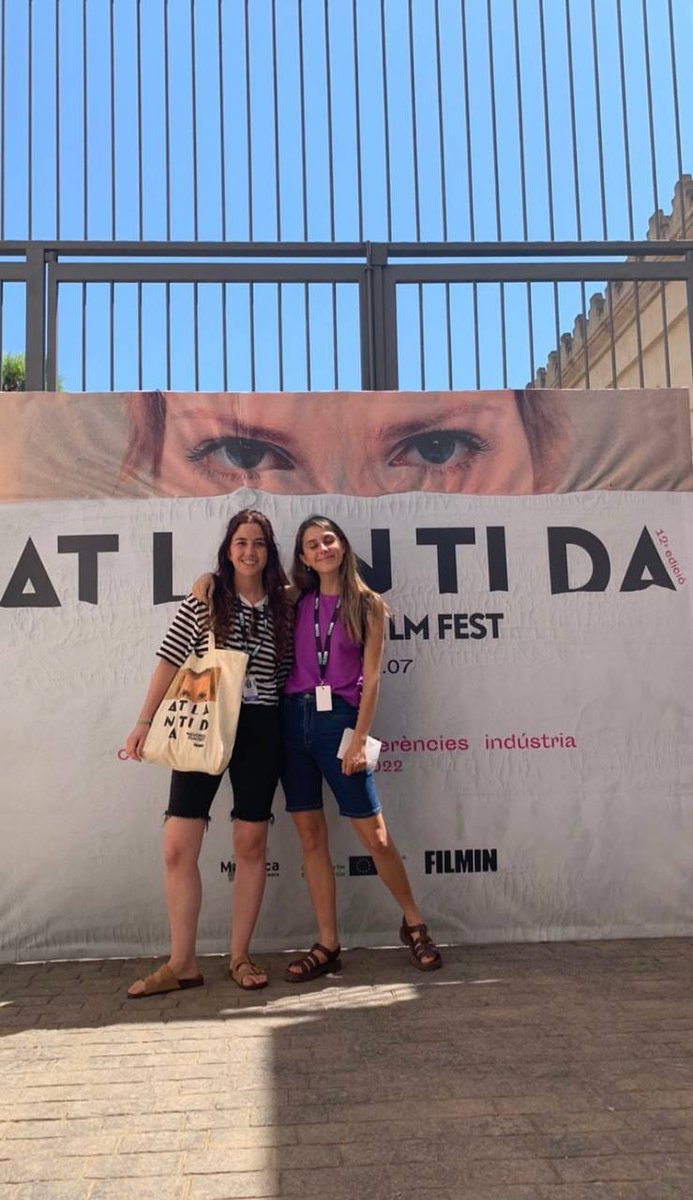 ECAM_'s tweet photo. 📸 Por aquí más recuerdos del #AMFF2022, en este caso de nuestras #alumniECAM Carmen Pedrero y Teresa G. Anguas, directora y productora de 'Daytona', tras su paso por el #TalentsLab.
Sin duda, una gran oportunidad de impulsar su proyecto 👏. https://t.co/z7WeYY6z7s