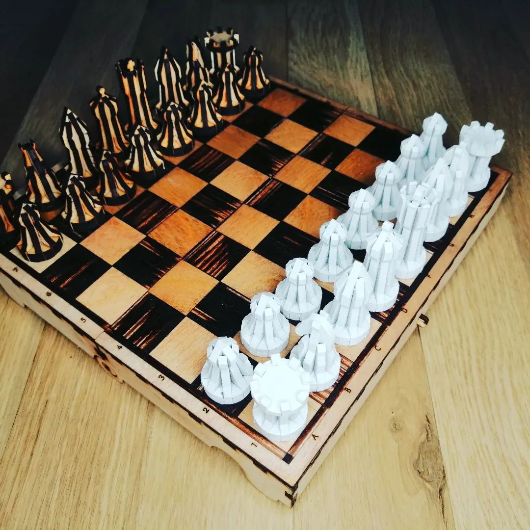 snapmaker's tweet image. #SnapmakerShowcase
Our user lennart_lamoller made his diy chessgame on Snapamker 2.0 A350 with 10W Laser Moduel.

The pieces are assembled and the chess box is a chessboard, beautifully designed.

#snapmaker2 #chessgame #10wlasermodule #lasercutting #laserengraving