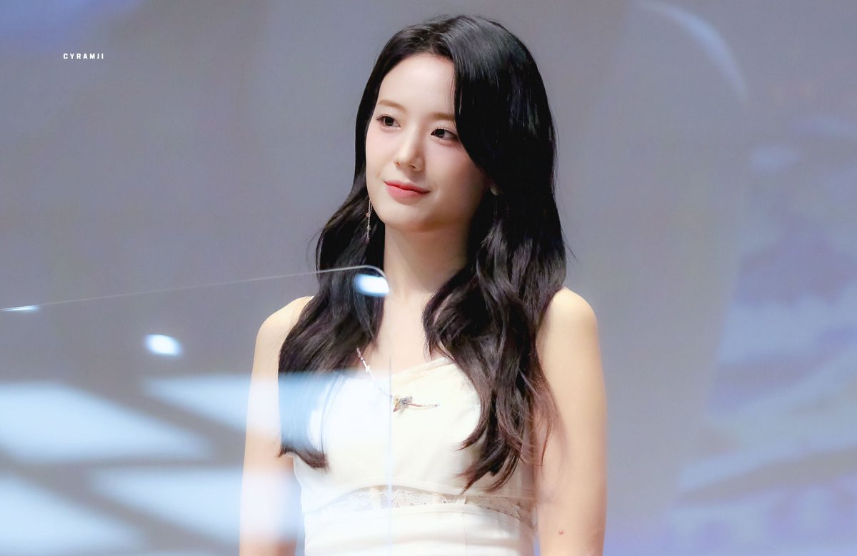 xiaopphic's tweet photo. so it’s really a goodbye now. i can’t believe i just lost her like that. i love you so much jang gyuri. https://t.co/rHS4jxp38Q