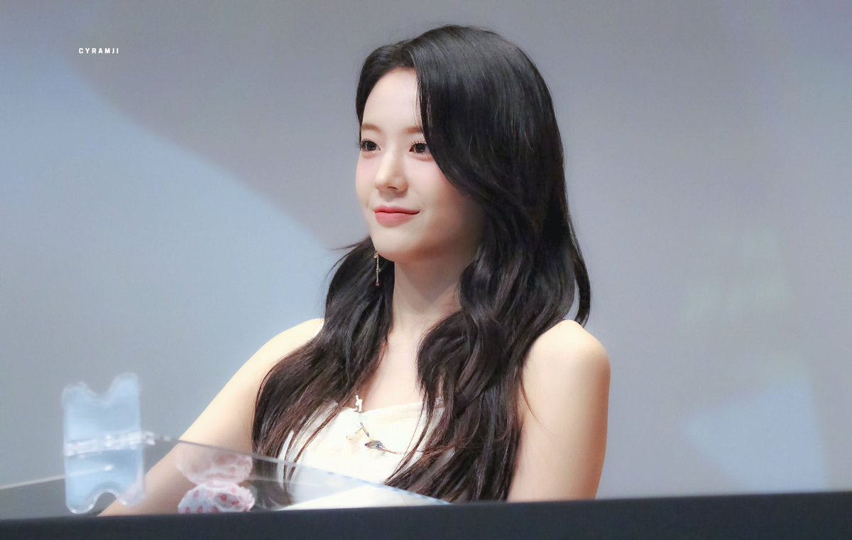xiaopphic's tweet photo. so it’s really a goodbye now. i can’t believe i just lost her like that. i love you so much jang gyuri. https://t.co/rHS4jxp38Q