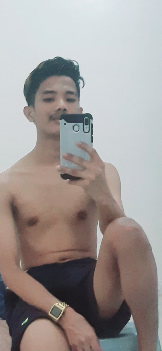 desarap16's tweet photo. @KingTaurus27  paranas naman po magpakantot sayo😔 https://t.co/iMES7c7uA4