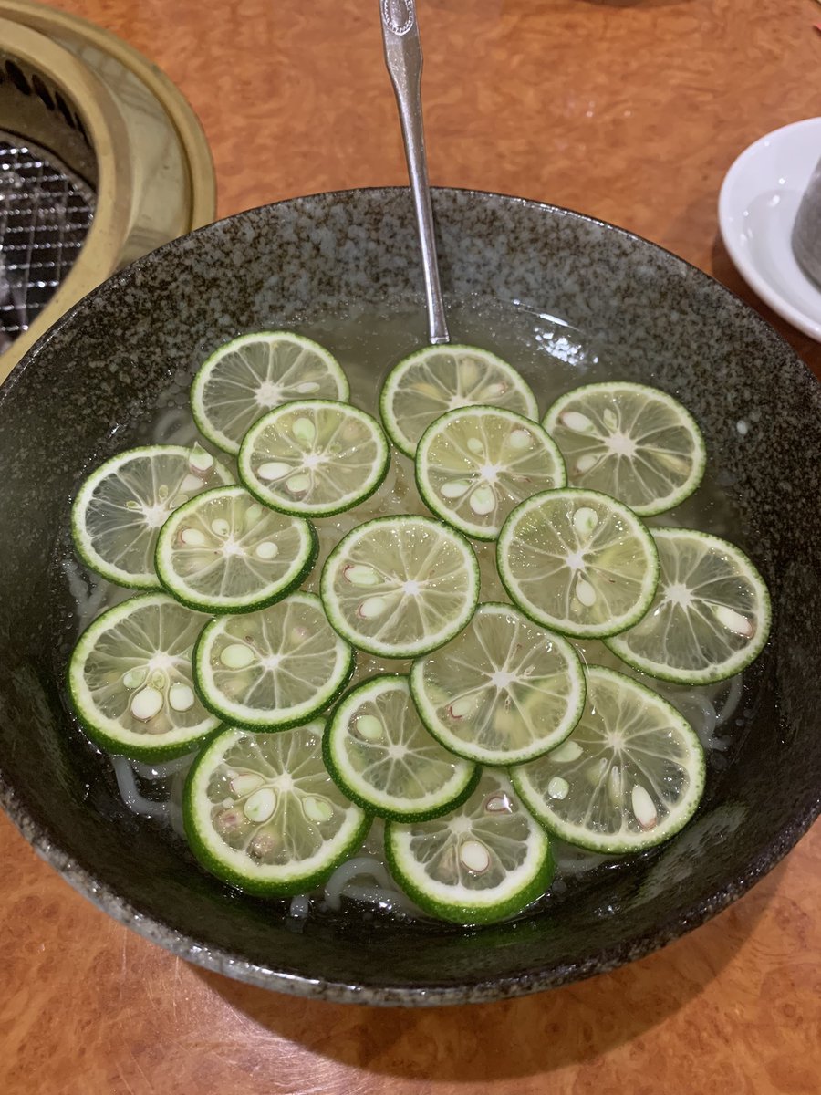 aki03662419's tweet photo. 焼肉食べて〆にすだち冷麺
暑い日に食べるの最高 https://t.co/9CEKBIN7eF