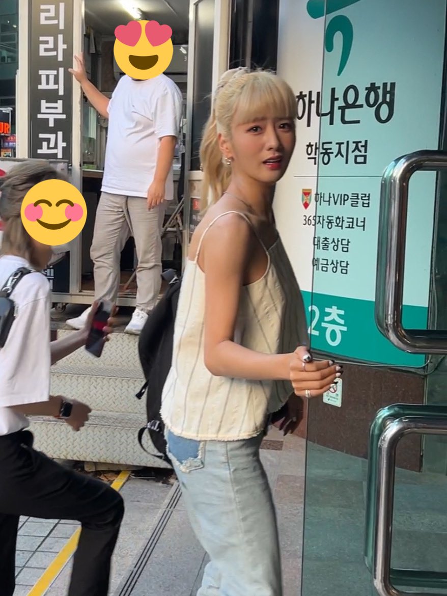 bomi_mic's tweet photo. 220729 오늘의 보미 https://t.co/K4mPuqki6Y