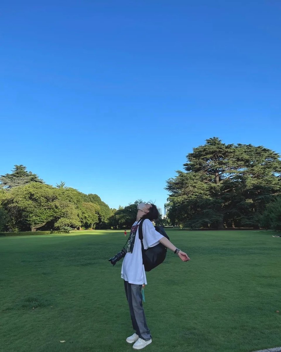 SkzLatamRecords's tweet photo. actualización de hyunjin en instagram🥟

“hoy fue realmente otro gran día “ https://t.co/AGdpZ8xayI