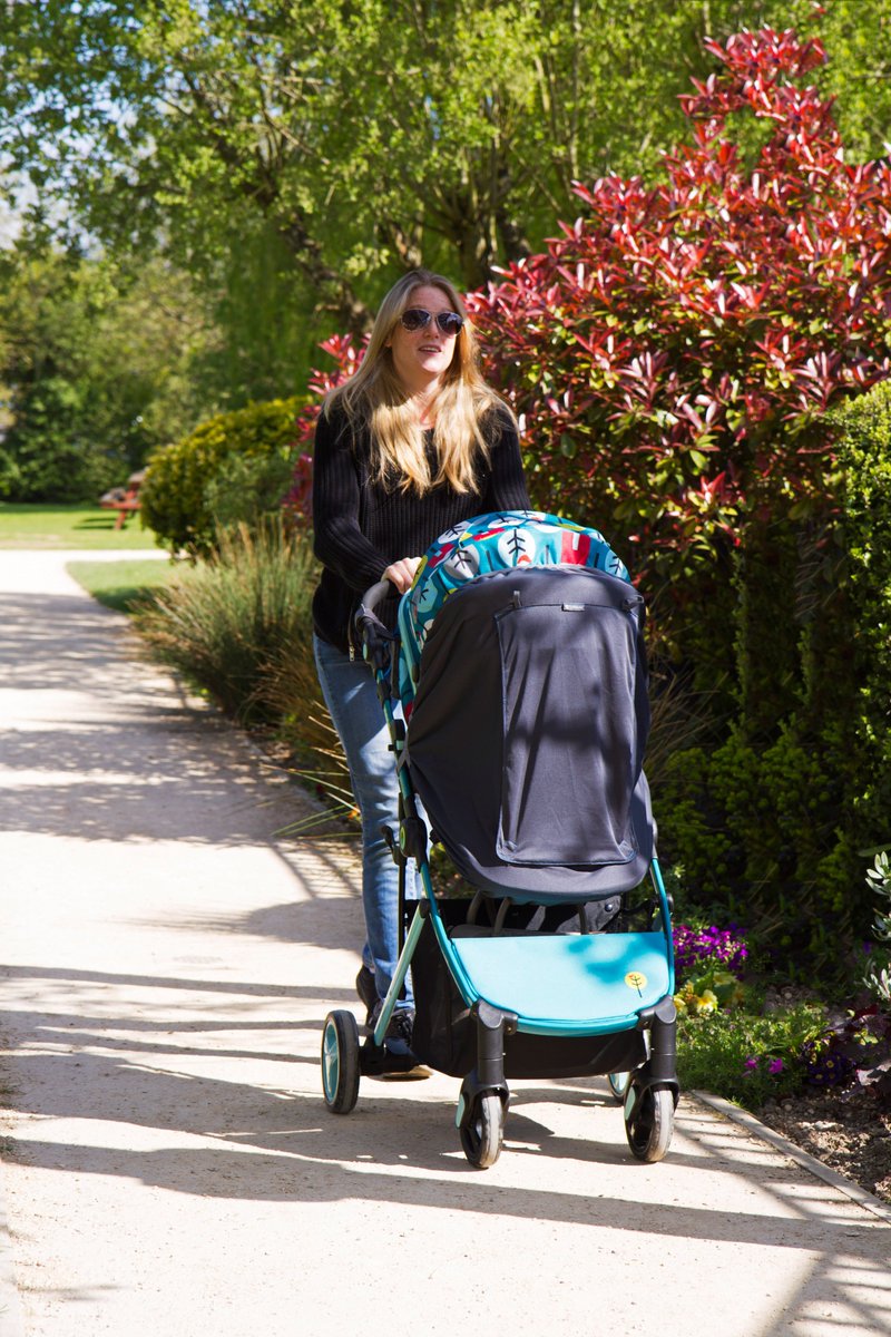 The Buggy Blackout Cover is perfect for days out this summer, so you can get the most out of your day! It not only keeps the sun out during nap time on the go, but it also keeps your little one protected from both the UV rays and insects. littlelife.com/products/trave… #littlelifeuk