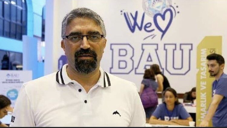 Bahçeşehir Üniversitesi Rektör Danışmanı ve Eğitim Yazarı Turgay POLAT '2022 YKS Tercih Dönemi' nde Parkorman Kampüsü öğrencilerinin yanında olarak onlara tercih sürecinde nelere dikkat etmeleri ile ilgili bilgi paylaşımında bulundu. Verdiği bilgiler için teşekkür ederiz.