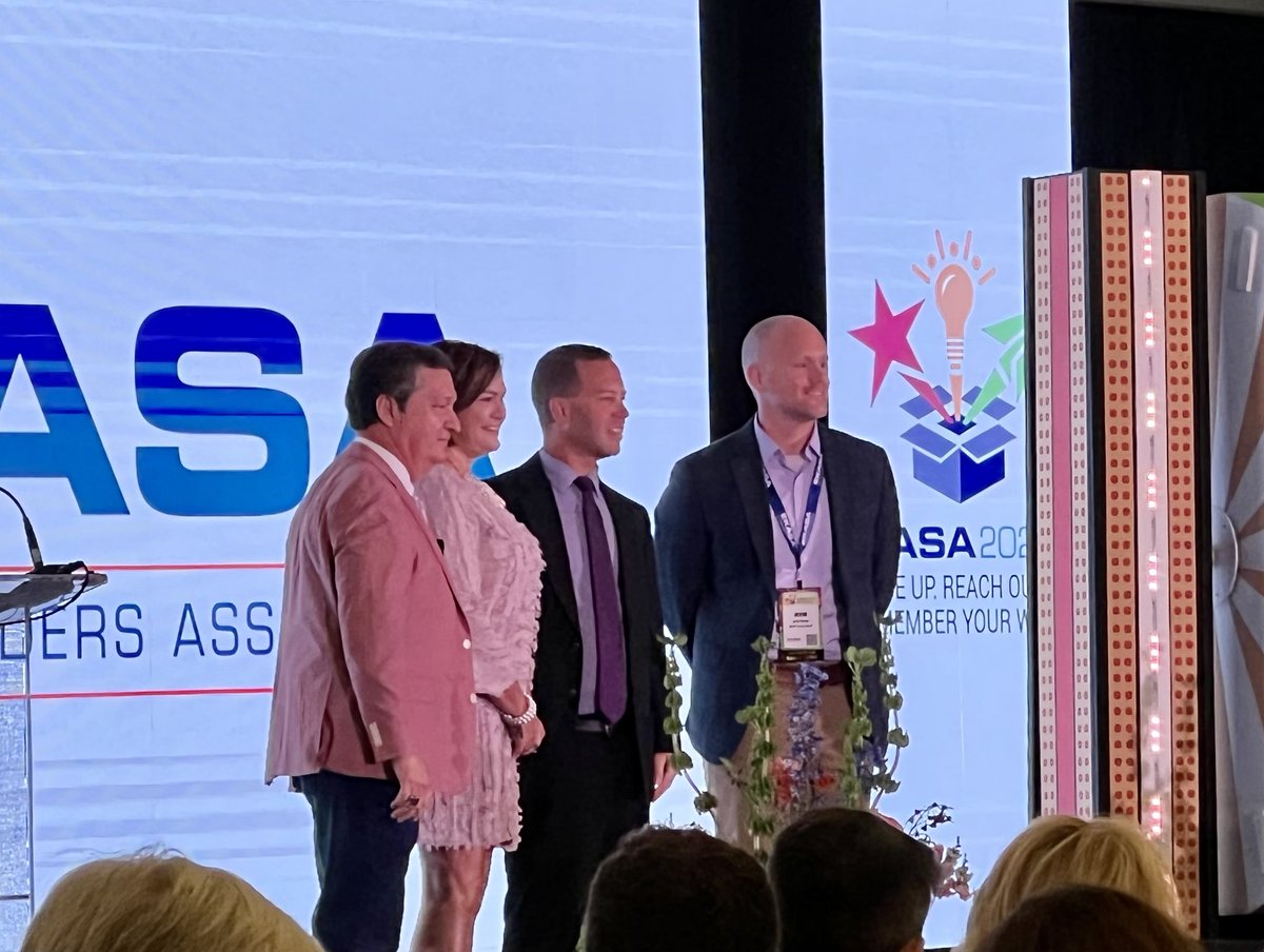jimflynnkysupts's tweet photo. Congratulations to ⁦@KASAEdLeader⁩ Officers including superintendents Contessa Orr, Nick Carter, and Jesse Bacon along with Principal Bobby Bennett! ⁦@ContessaOrr4⁩ ⁦@BC_nickcarter⁩ ⁦@Jesse_Bacon⁩ https://t.co/ZA82za6BB5