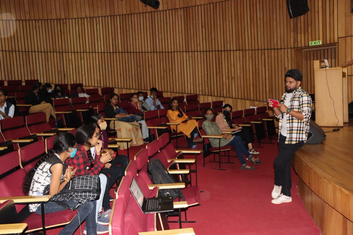Abhinav_Tyagi_'s tweet photo. Had a wonderful time celebrating #WorldTigerDay at  @NCBS_Bangalore with an enthusiastic bunch of students and amazing @uramakri lab members! Wildlife quiz, Treasure hunt and so much more! https://t.co/35slv1TDTQ