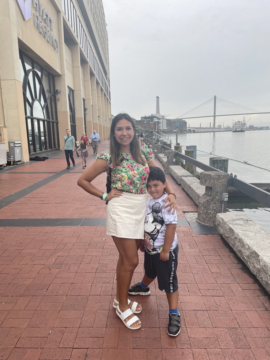 tamybravou's tweet photo. Visiting for the first time Savannah, Georgia. River street, delicious restaurants, and beautiful river view. U.S Cultural Experiences. @ParticipateLrng #unitingourworld @MicheleMacumber https://t.co/pxQsf8Q6NI
