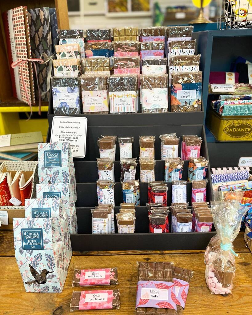 SheffieldMakers's tweet photo. We are now fully stocked with chocolates from @cocoa_wonderland ❤️
Which flavour will you choose? 🤔 🍫
.
.
.
#Sheffieldmakersshopwintergardens #sheffieldmakerswintergardens #sheffieldmakersshop #sheffieldmakers #sheffieldmaker #sheffieldgiftguide #s… https://t.co/BXChJW18xh https://t.co/qzQi6UDeTL