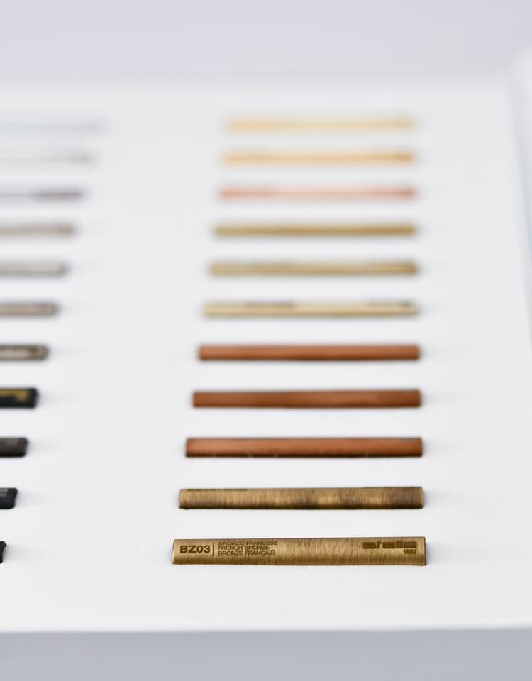 distel_stella's tweet photo. La nouvelle #palette de #finition se termine avec 22 variantes, qui peuvent être reproduites pour chaque #série, vous permet de visualiser et de choisir la plus adaptée à votre projet de #salledebain 
#colorpalette #couleur #art #colors #design #graphicdesign #colorinspiration https://t.co/hvIgXHvWGX