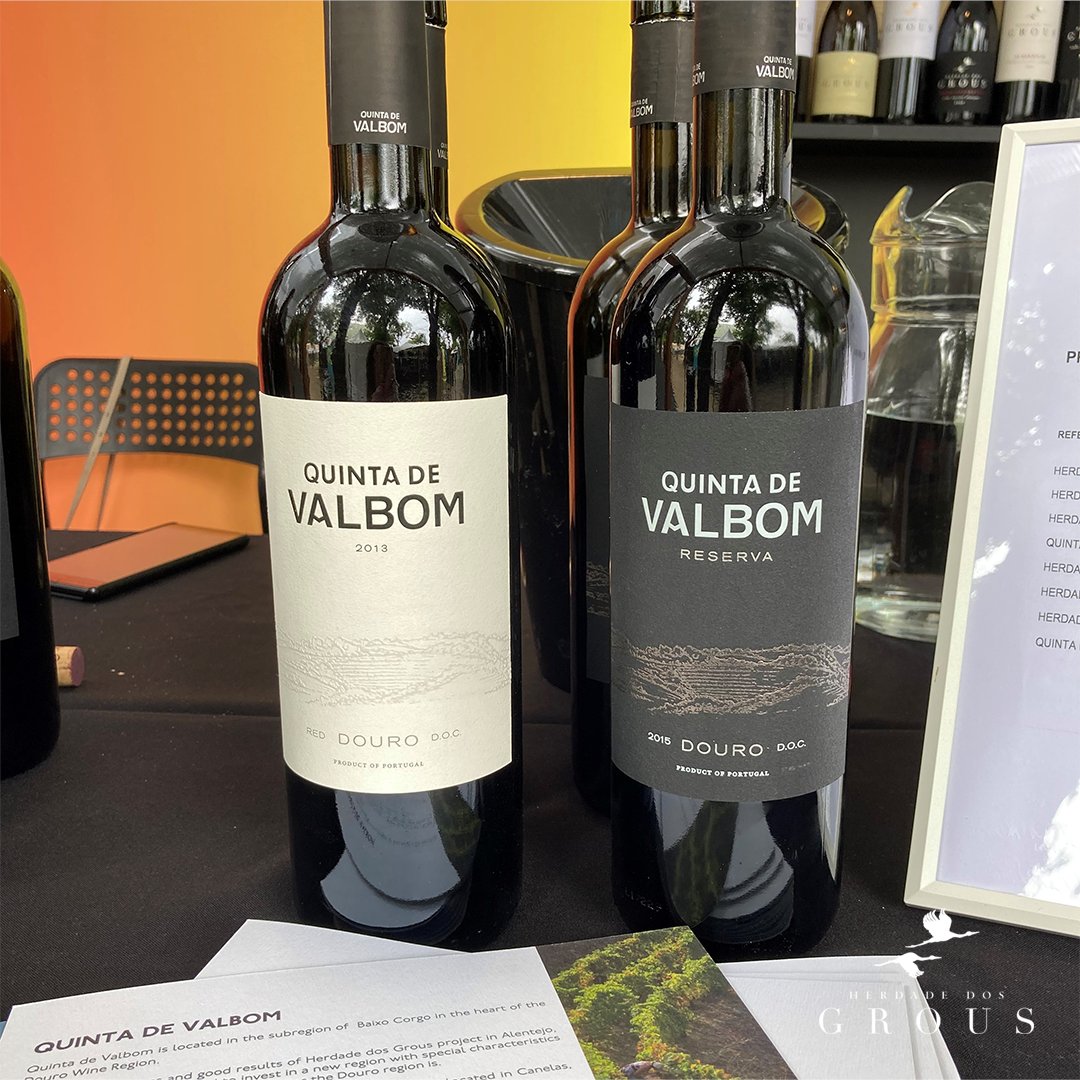 The wines from Quinta de Valbom blend more than 24 traditional Douro grape varieties. This is how it was done hundreds of years ago and this is how we do it today, maintaining the tradition of the region with the World’s first Denomination of Origin.