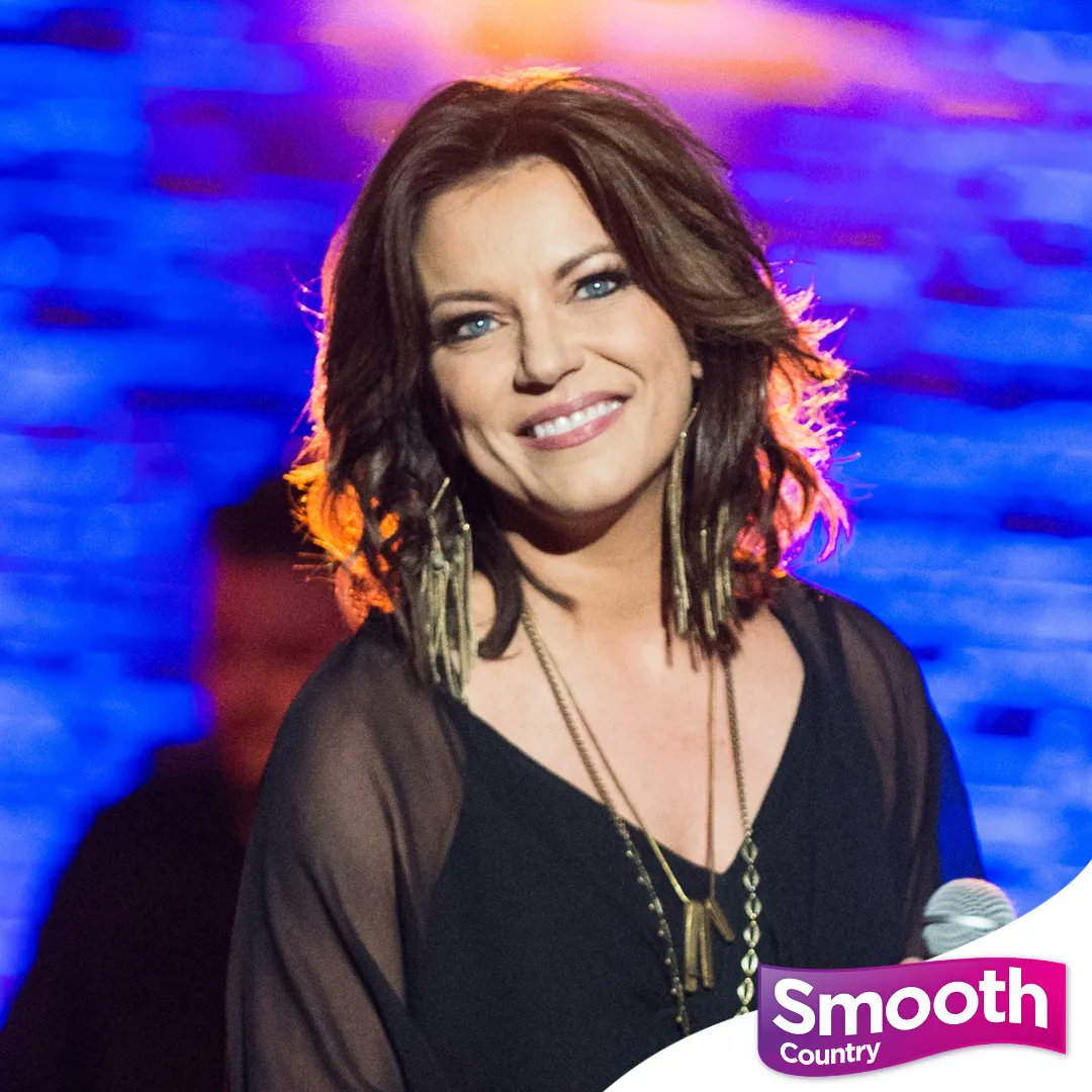 Happy 56th birthday, Martina McBride! 