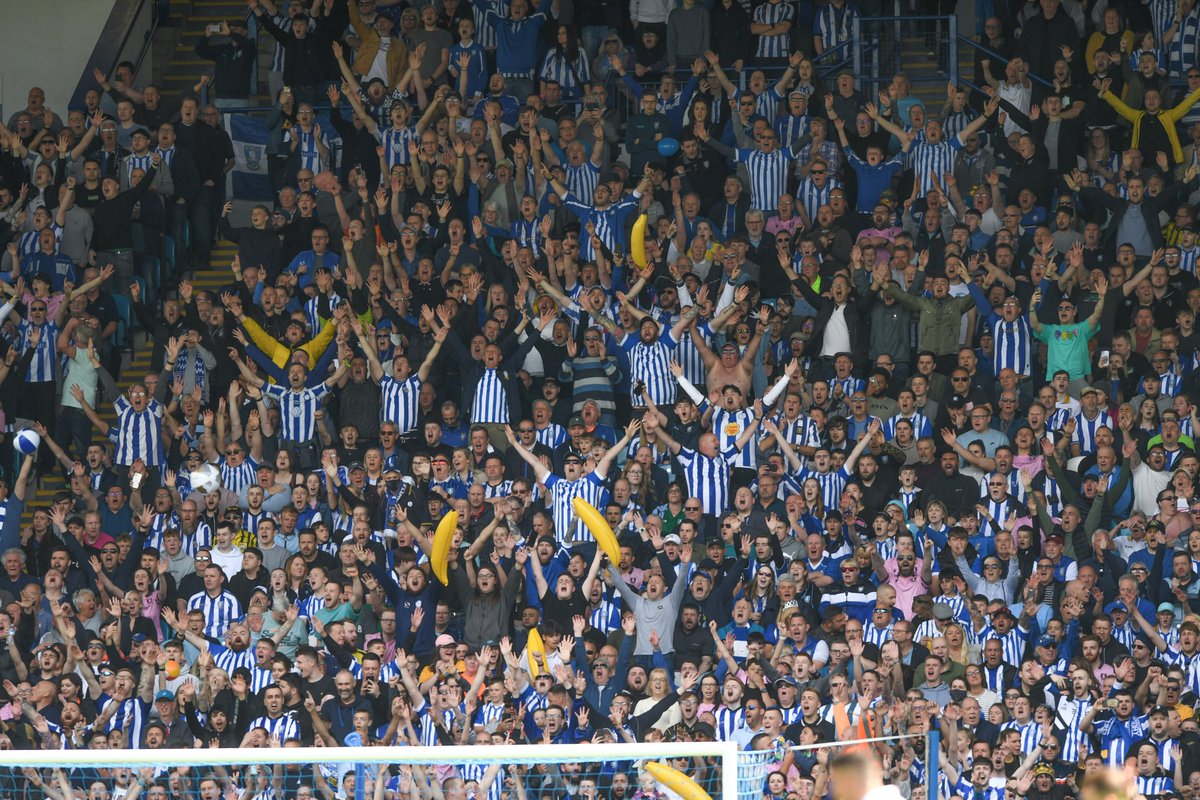 We are bringing back our half time challenge! 🦉

Each home game, we need three supporters to play, with the winner receiving a £50 Host &amp; Stay voucher! 🙌

To take part, RT, follow <a href="/HostandStay/">HostandStay</a> and reply to this tweet with #hostandstay (over 18s only)

Good luck! 🔵⚪️