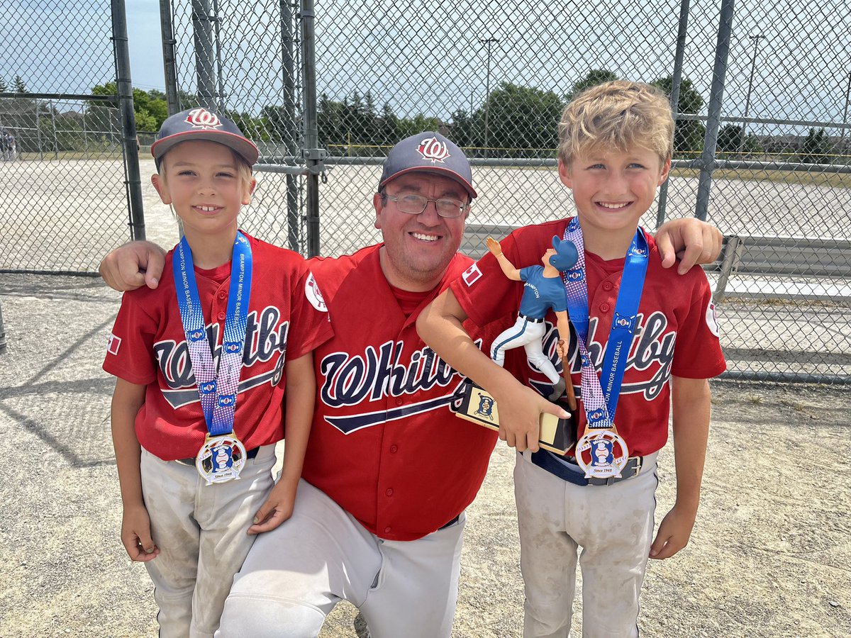 Mel Runhart tweet media